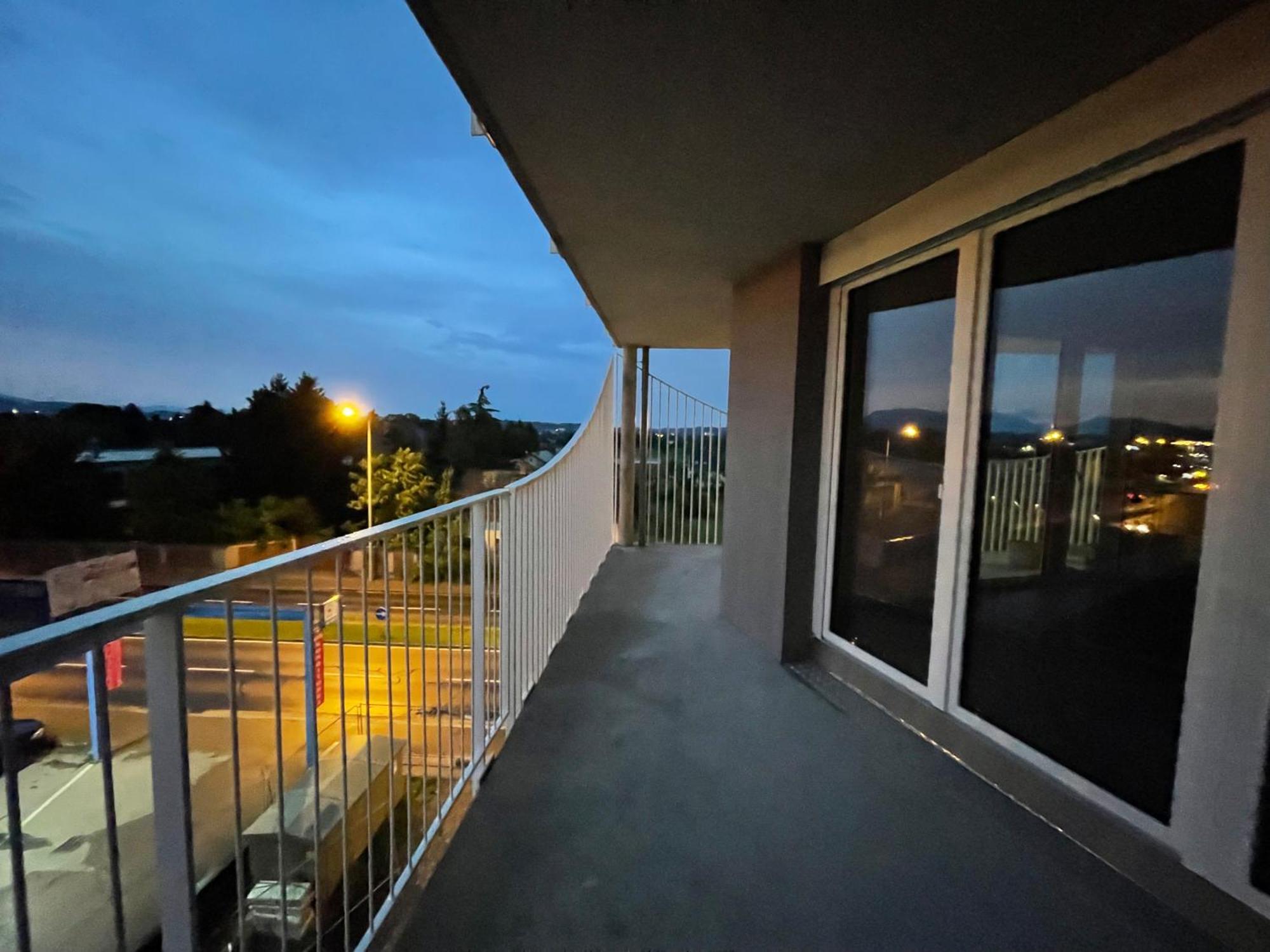 Luxusapartment Mit 40 Qm Terrasse, E-Parkplatz Und Parkplatz Graz Eksteriør bilde