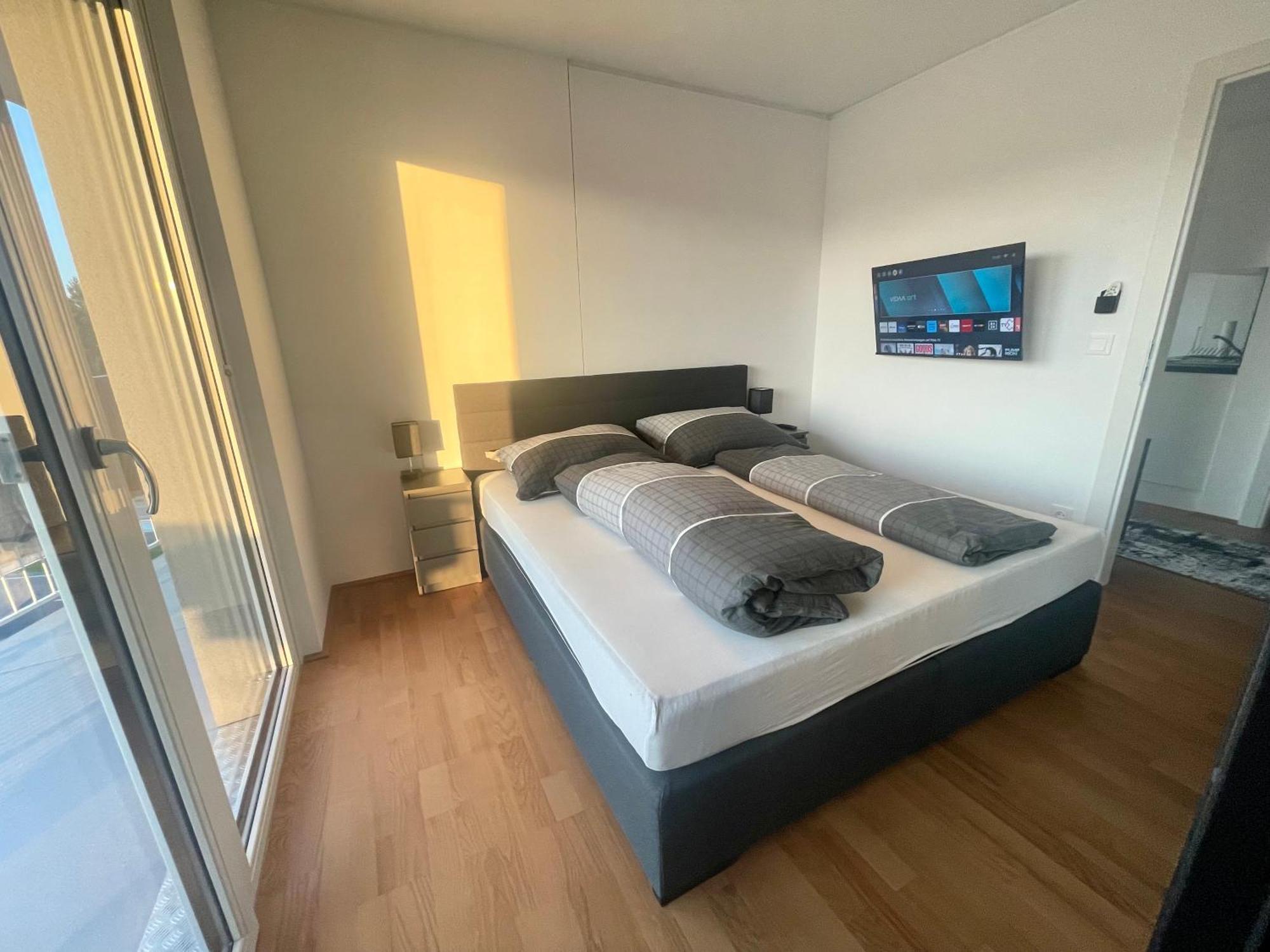Luxusapartment Mit 40 Qm Terrasse, E-Parkplatz Und Parkplatz Graz Eksteriør bilde