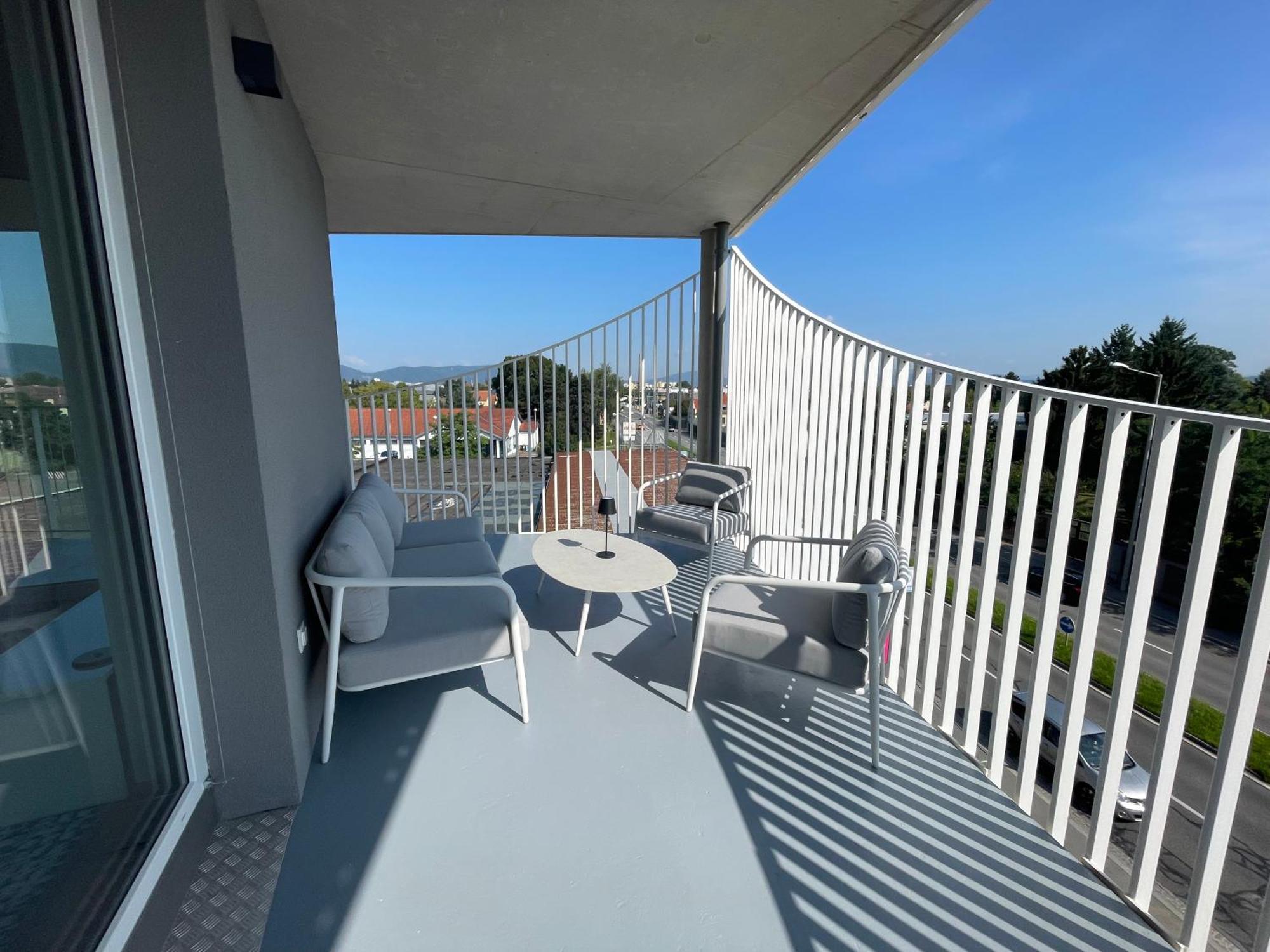 Luxusapartment Mit 40 Qm Terrasse, E-Parkplatz Und Parkplatz Graz Eksteriør bilde